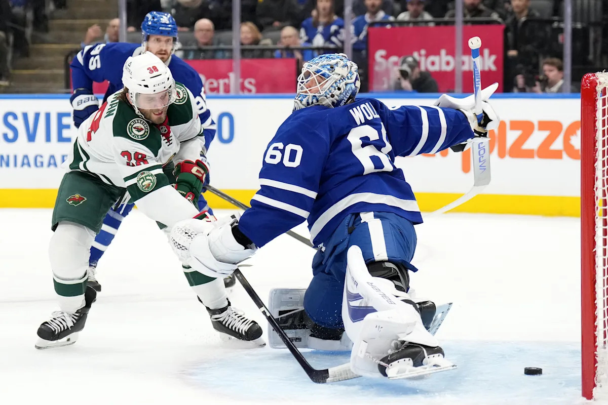 Foligno has first NHL hat trick to double season objectives complete, Wild beat Maple Leafs 6-3 Foligno has first NHL hat trick to double season objectives complete, Wild beat Maple Leafs 6-3