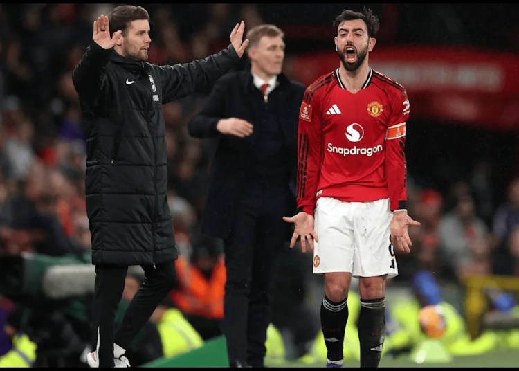 ‘Screamed in frustration’: Fernandes noticed dropping his rag at one teammate early on vs Brighton ‘Screamed in frustration’: Fernandes noticed dropping his rag at one teammate early on vs Brighton