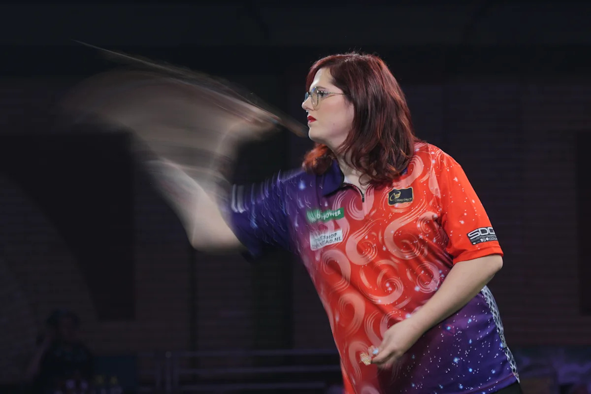 Transgender darts participant criticizes new coverage limiting ladies’s occasions to organic females Transgender darts participant criticizes new coverage limiting ladies’s occasions to organic females