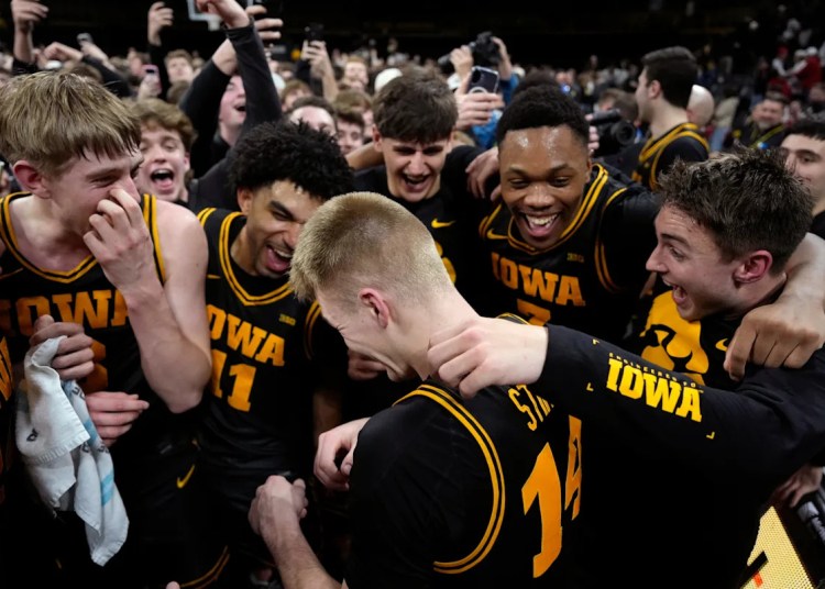 Bennett Stirtz scores 25 factors as Iowa downs No. 9 Nebraska, 57-52 Bennett Stirtz scores 25 factors as Iowa downs No. 9 Nebraska, 57-52