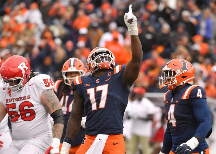 Illinois edge Gabe Jacas benefited from NIL; boosted draft inventory Illinois edge Gabe Jacas benefited from NIL; boosted draft inventory