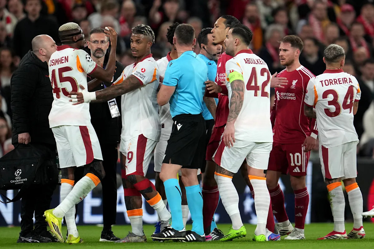 Osimhen performed with a damaged arm towards Liverpool within the Champions League Osimhen performed with a damaged arm towards Liverpool within the Champions League