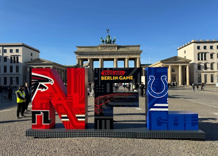 Soccer chants, kebabs and hen wings: Contained in the NFL’s creation of a Berlin fanbase from the bricks up Soccer chants, kebabs and hen wings: Contained in the NFL’s creation of a Berlin fanbase from the bricks up