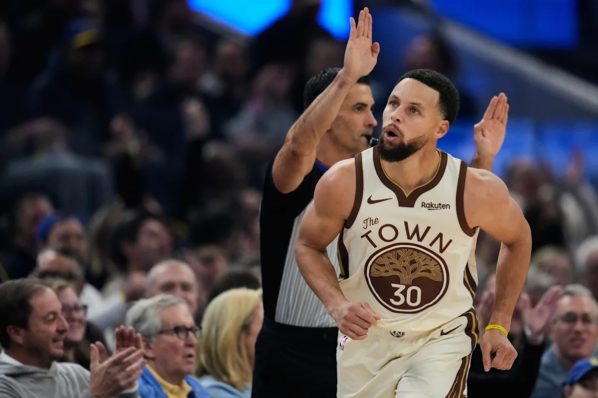 Stephen Curry has 27 factors and season-best 10 assists as Warriors beat Kings 137-103 Stephen Curry has 27 factors and season-best 10 assists as Warriors beat Kings 137-103