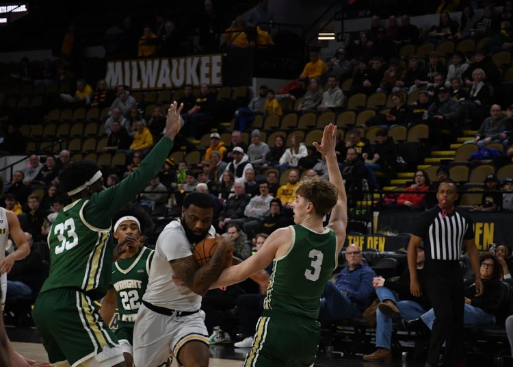 Wright State Downs Milwaukee to Keep Atop the Horizon League Wright State Downs Milwaukee to Keep Atop the Horizon League