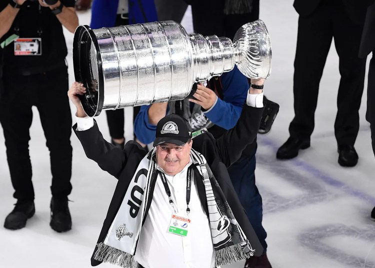 Lightning proprietor to overlook out of doors recreation with ‘main leg fracture’ Lightning proprietor to overlook out of doors recreation with ‘main leg fracture’