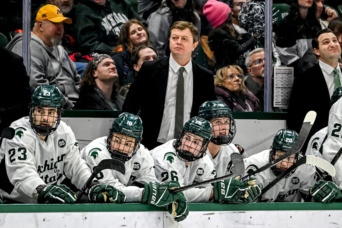 VIDEO: MSU beat reporter, columnist analyze Spartans OT loss vs. Wisconsin VIDEO: MSU beat reporter, columnist analyze Spartans OT loss vs. Wisconsin