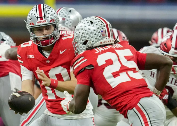 WATCH: Bo Jackson scores to chop Ohio State’s deficit to 14-7 WATCH: Bo Jackson scores to chop Ohio State’s deficit to 14-7