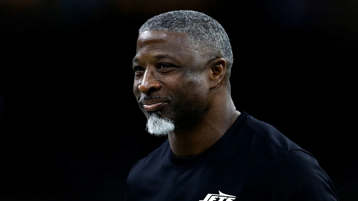 Harrison Phillips: Aaron Glenn inherited a “cancerous” scenario with Jets Harrison Phillips: Aaron Glenn inherited a “cancerous” scenario with Jets