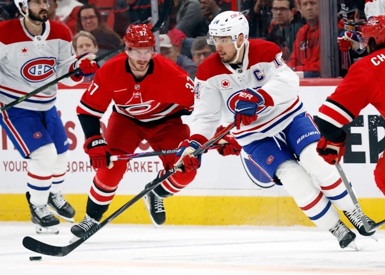 Suzuki lifts streaking Canadiens to 3-1 win over Hurricanes Suzuki lifts streaking Canadiens to 3-1 win over Hurricanes