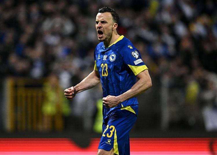 Hero of an entire nation! Will this Bundesliga star save his membership too? Hero of an entire nation! Will this Bundesliga star save his membership too?