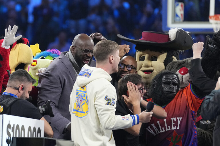 Mr. Beast takes shot at Netflix after Alex Honnold’s earnings leaked Mr. Beast takes shot at Netflix after Alex Honnold’s earnings leaked