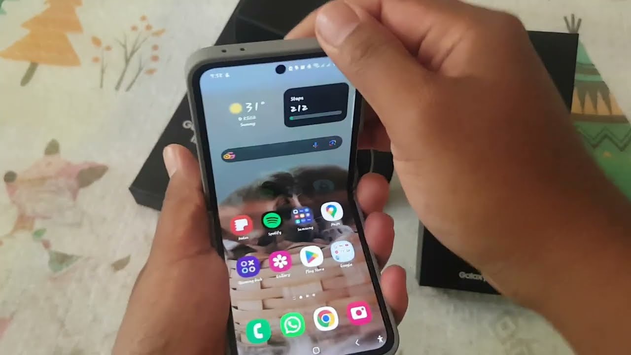 Samsung Galaxy Z Flip 6: How to Enable Automatic Samsung Galaxy Z Flip 6: How to Enable Automatic