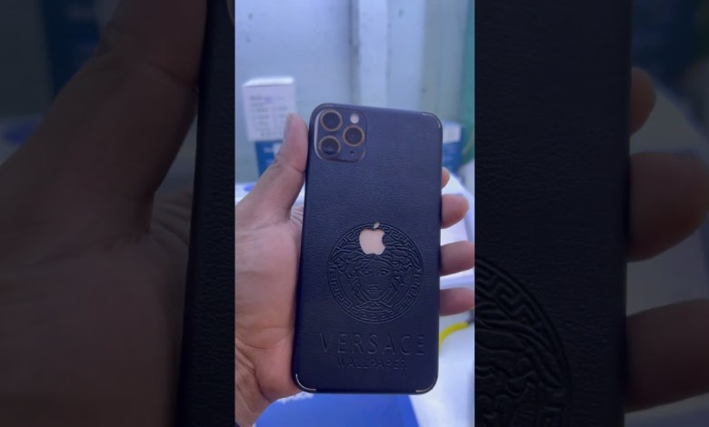 iPhone 11 Pro max cuts off the back d strap #smartphone iPhone 11 Pro max cuts off the back d strap #smartphone