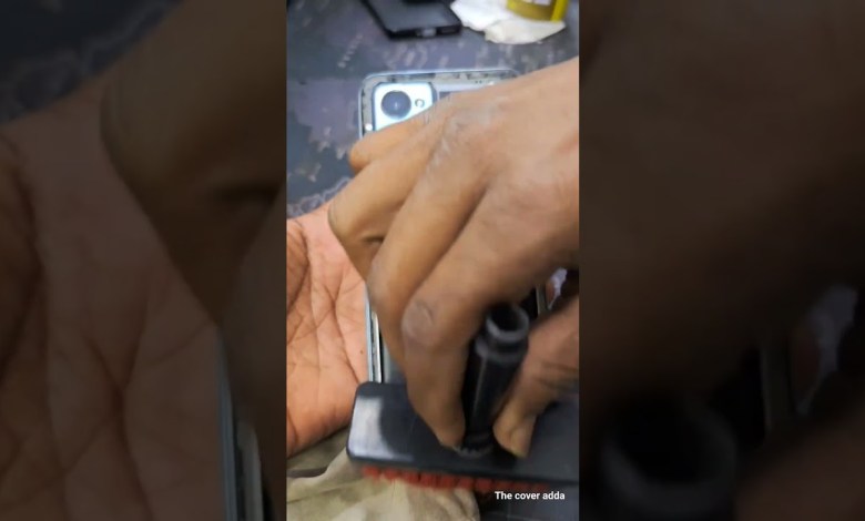Mobile back panel abhi thik kar deta hu #oppo Mobile back panel abhi thik kar deta hu #oppo