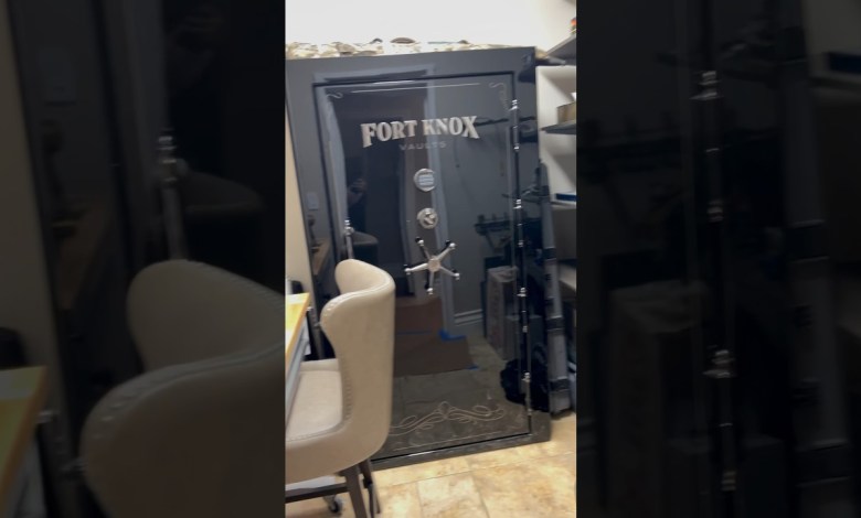 Gun room fort Knox vault Gun room fort Knox vault