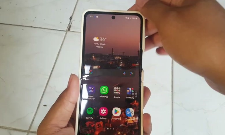SAMSUNG Galaxy Z Flip 5: How to reset network settings SAMSUNG Galaxy Z Flip 5: How to reset network settings