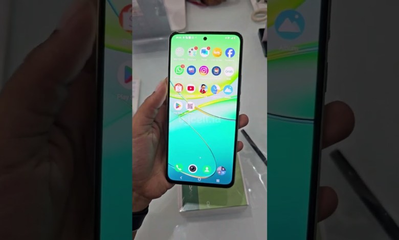Who wouldn’t be interested in a cellphone this cool?! VIVO Y100 Who wouldn’t be interested in a cellphone this cool?! VIVO Y100