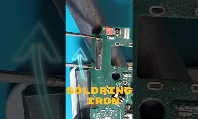 Vivo FPC Connector Remove With Soldering Iron Vivo FPC Connector Remove With Soldering Iron