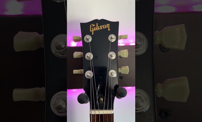 LEFT ON A RADIATOR! Gibson SG vintage guitar LEFT ON A RADIATOR! Gibson SG vintage guitar