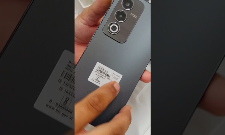 Unboxing oppo A3 Pro || #oppo #unboxingvideos #ytshorts Unboxing oppo A3 Pro || #oppo #unboxingvideos #ytshorts