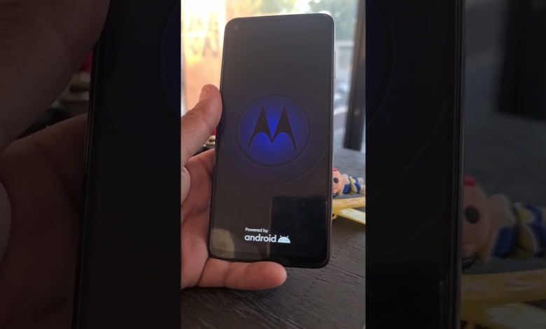 mira en tiempo normal como hacerle Hard Reset a tu Moto mira en tiempo normal como hacerle Hard Reset a tu Moto