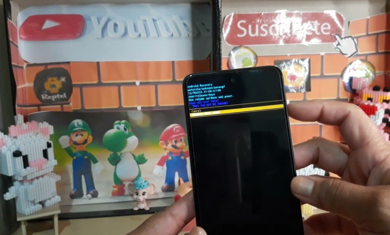 Hard reset any Motorola device Hard reset any Motorola device