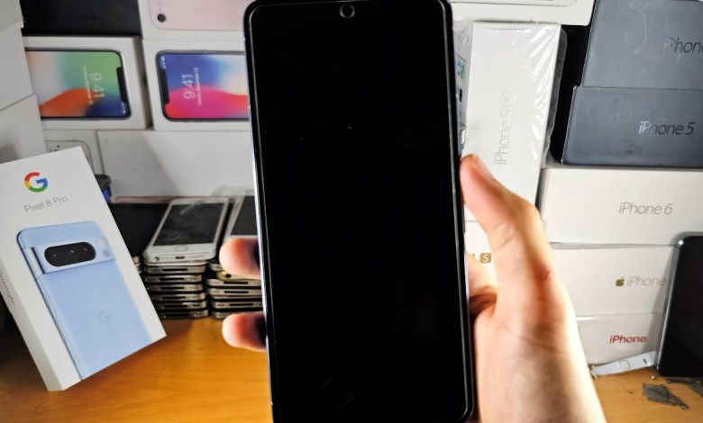 Fix: Google Pixel 8 Pro Black Screen Of Death Fix: Google Pixel 8 Pro Black Screen Of Death