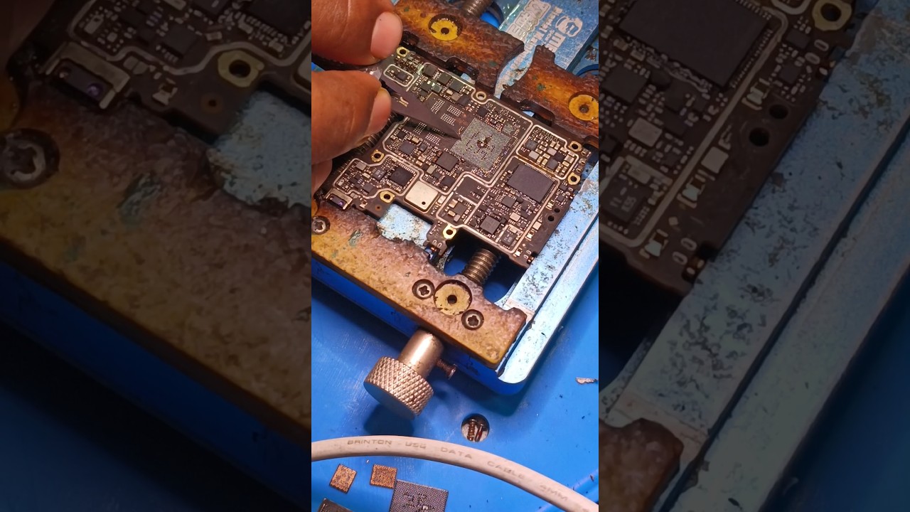 one plus water dimage #mobilereparingsolution one plus water dimage #mobilereparingsolution