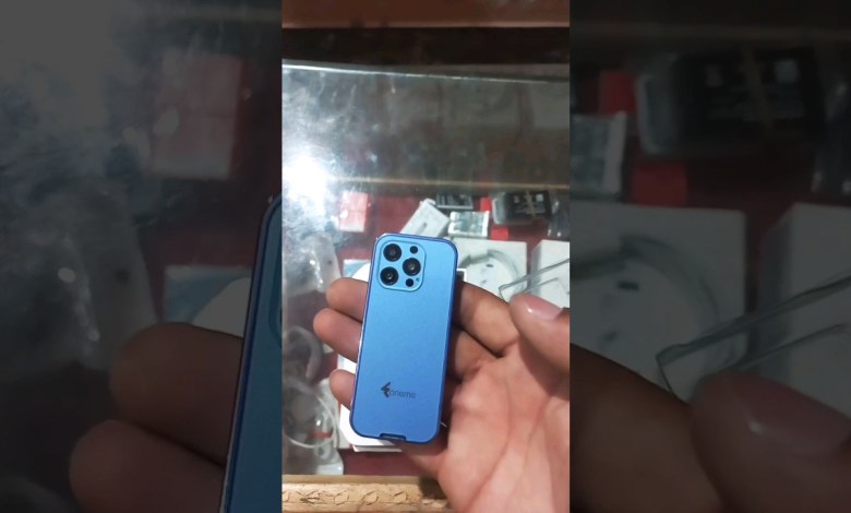Duniya ka sabse chhota phone#viral #viralvideo #iphone Duniya ka sabse chhota phone#viral #viralvideo #iphone