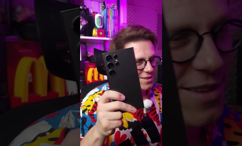 Sério, é bizarro como todo celular samsung é igual Sério, é bizarro como todo celular samsung é igual