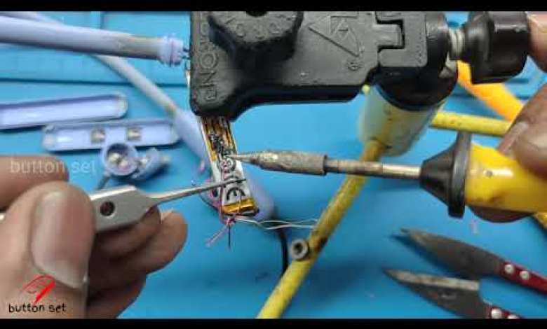 Realme buds wireless 2 Neo Sensor Resoldering… Realme buds wireless 2 Neo Sensor Resoldering…