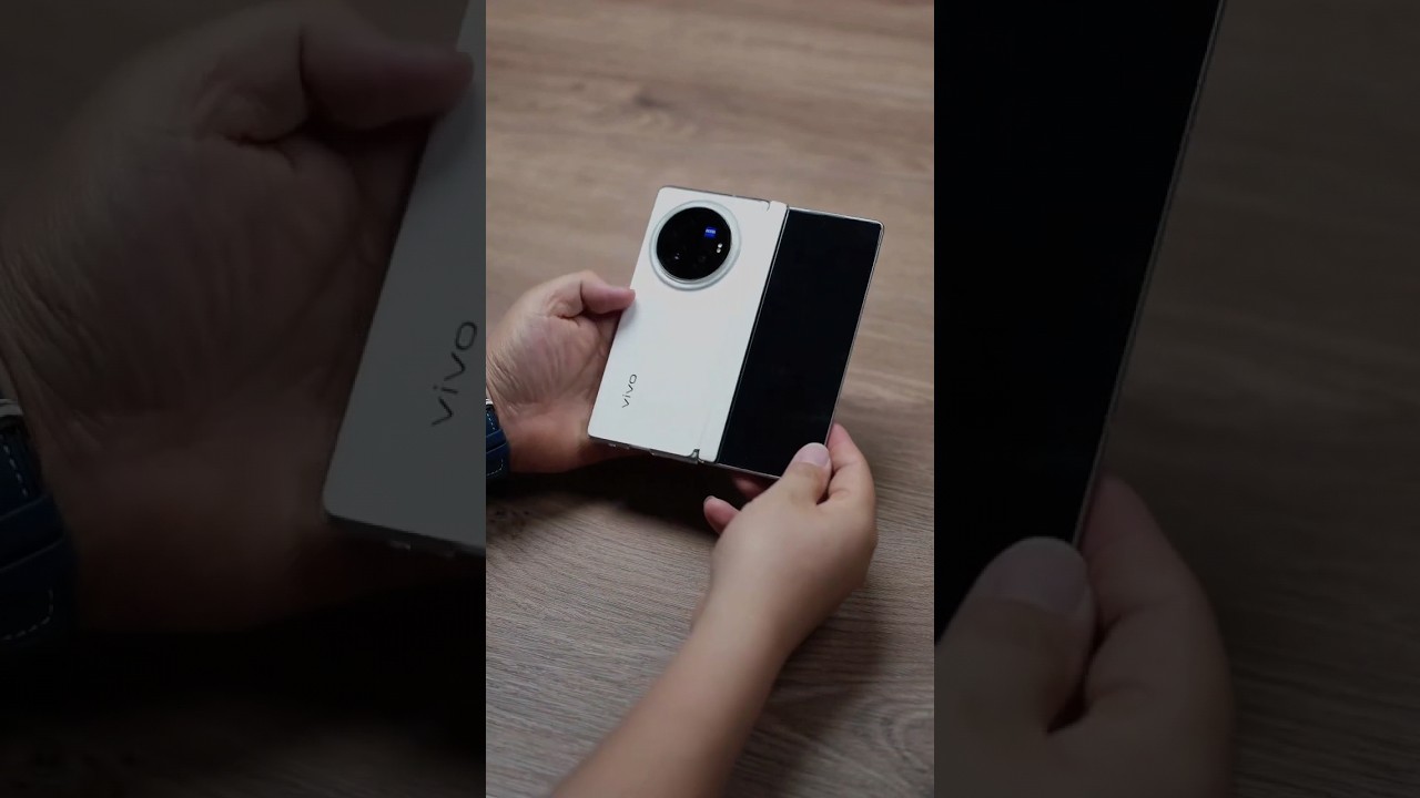 #vivofoldphone #smartphone #viral #unboxing #shortsfeed #vivofoldphone #smartphone #viral #unboxing #shortsfeed