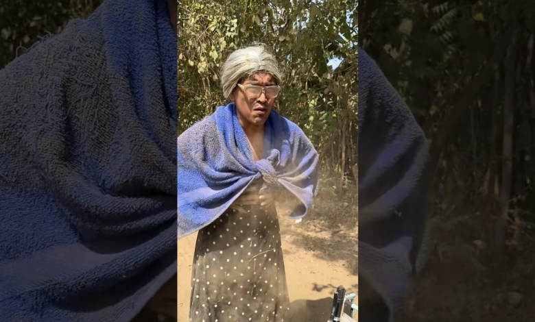 LA CAIDA DE LA ABUELA LARIN #comedia LA CAIDA DE LA ABUELA LARIN #comedia