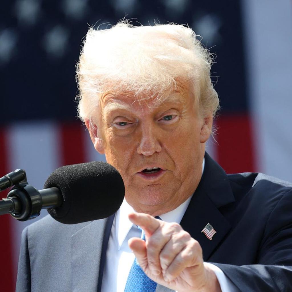 Trump sagt, die Anzahl der nicht arbeitenden Feiertage in Amerika muss sich im Juneteenth Social Media Post ändern „ Trump sagt, die Anzahl der nicht arbeitenden Feiertage in Amerika muss sich im Juneteenth Social Media Post ändern „