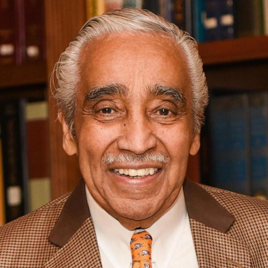 Der frühere New Yorker Abgeordnete Charles Rangel, der 4 Jahrzehnte im Kongress verbracht hat, stirbt bei 94 Der frühere New Yorker Abgeordnete Charles Rangel, der 4 Jahrzehnte im Kongress verbracht hat, stirbt bei 94