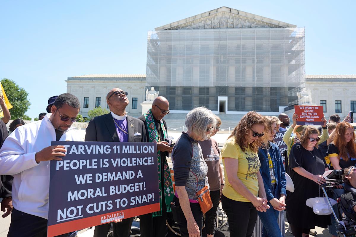 Der GOP -Lebensmittelmarkenplan verstößt gegen die Regeln des Senats. Es ist der letzte Rückschlag für Trumps große Rechnung Der GOP -Lebensmittelmarkenplan verstößt gegen die Regeln des Senats. Es ist der letzte Rückschlag für Trumps große Rechnung