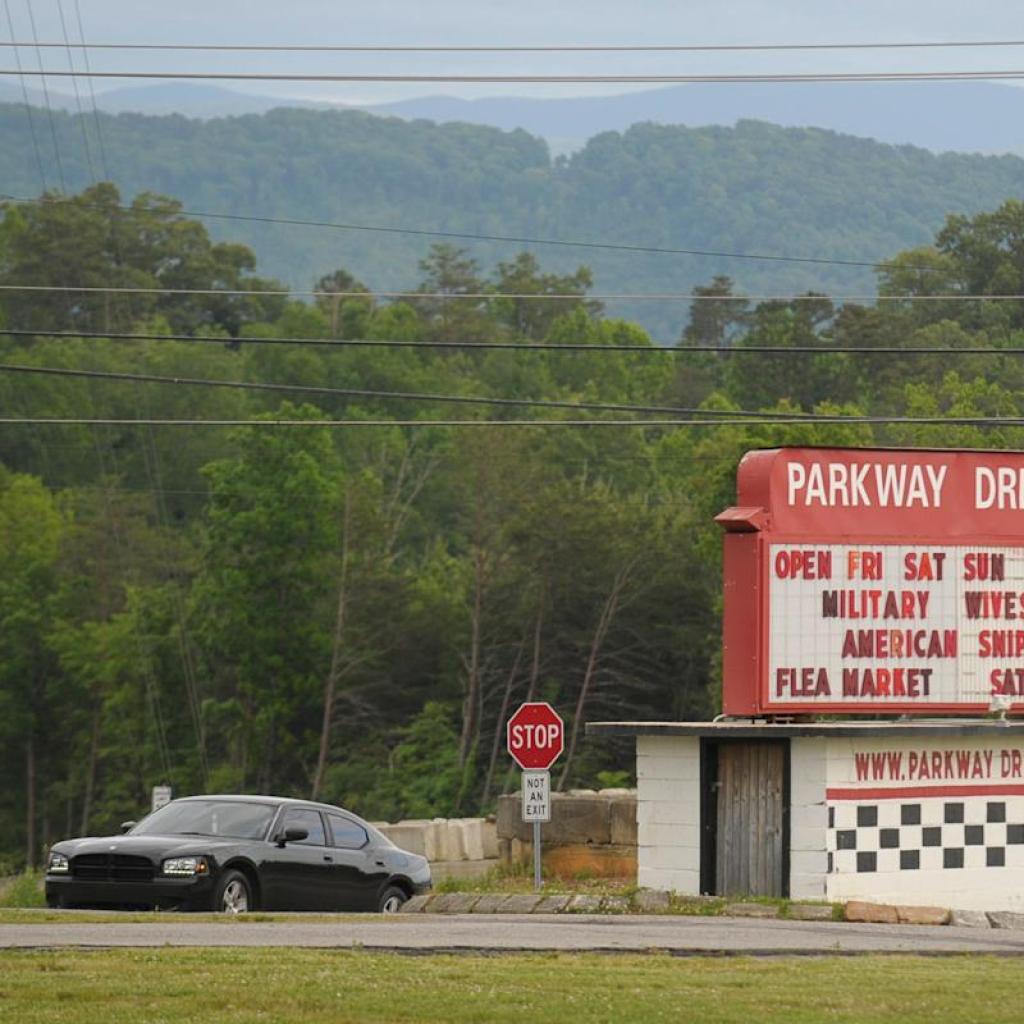 Disfrute de películas con las estrellas en Parkway Drive-In, un pasatiempo de verano en Maryville en Maryville Disfrute de películas con las estrellas en Parkway Drive-In, un pasatiempo de verano en Maryville en Maryville
