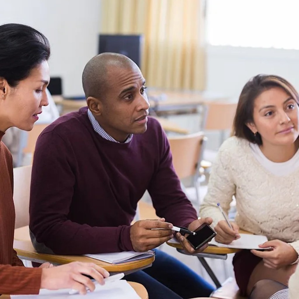 Rechtsrechte Gruppen haben Schulbehörden übernommen. Hier erfahren Sie, wie Sie sie zurücknehmen können Rechtsrechte Gruppen haben Schulbehörden übernommen. Hier erfahren Sie, wie Sie sie zurücknehmen können