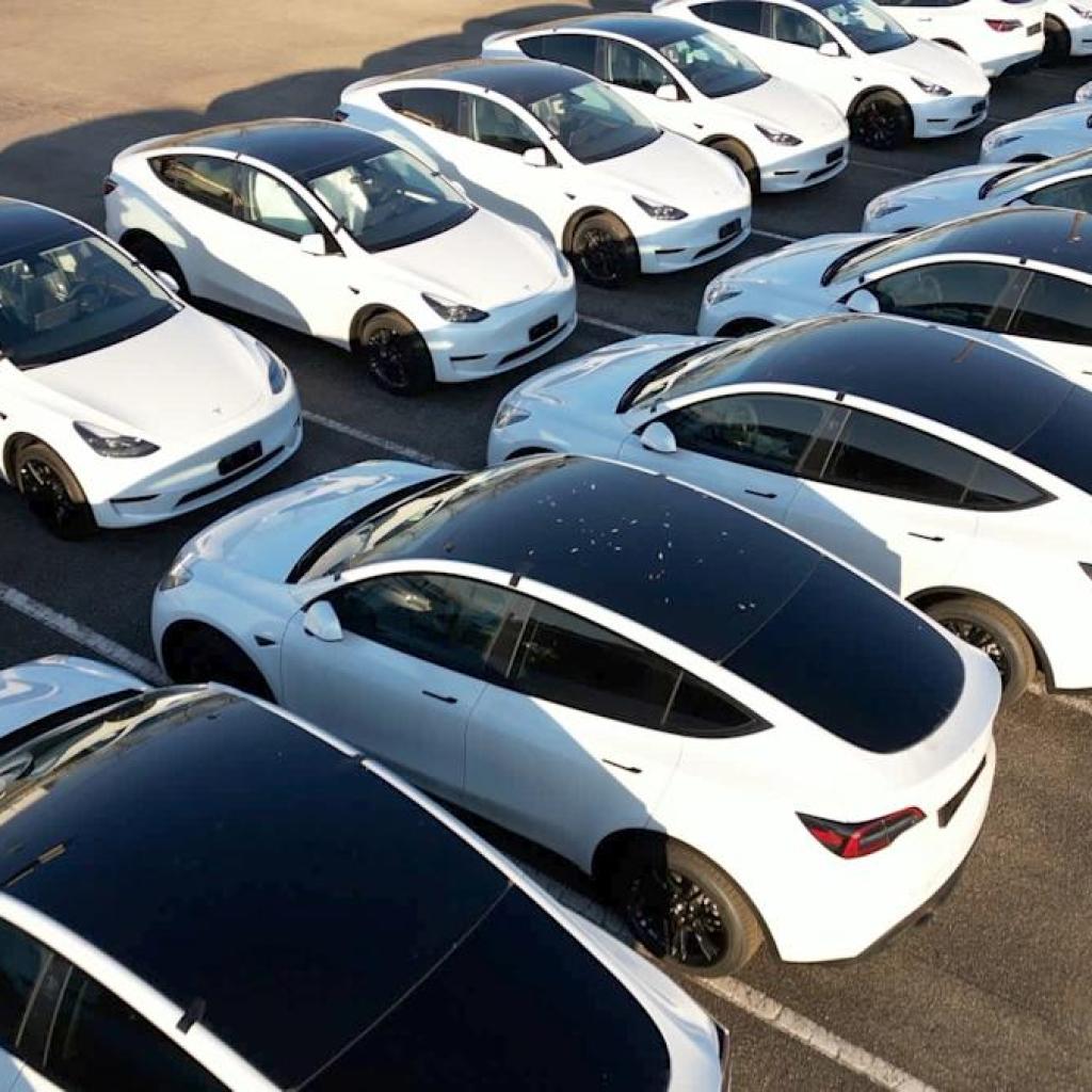 Los nuevos datos sorprendentes revela una actitud que cambia rápidamente hacia los vehículos Tesla; esto es lo que necesita saber Los nuevos datos sorprendentes revela una actitud que cambia rápidamente hacia los vehículos Tesla; esto es lo que necesita saber