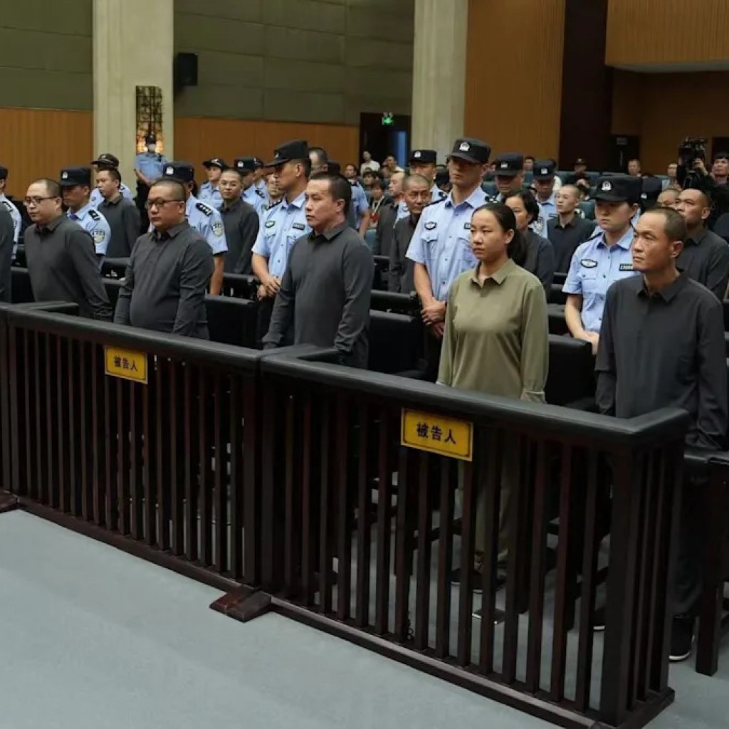 China verurteilt 11 Mitglieder der Mafia -Familie zu Tode China verurteilt 11 Mitglieder der Mafia -Familie zu Tode