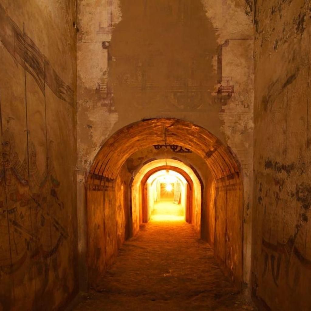 Archäologen fanden jemanden, den sie in einem alten chinesischen Grab nie erwartet hatten: einen blonden Mann Archäologen fanden jemanden, den sie in einem alten chinesischen Grab nie erwartet hatten: einen blonden Mann