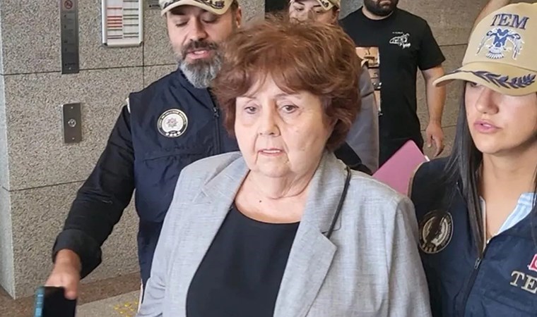 Gazeteci Ayşenur Arslan beraat etti Gazeteci Ayşenur Arslan beraat etti