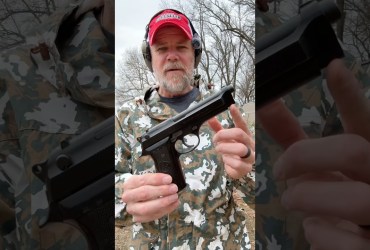 Early Beretta 92 is beautiful compared to the M9. Early Beretta 92 is beautiful compared to the M9.