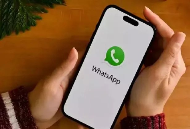 WhatsApp यूजर्स को मिलेगा Instagram जैसा फीचर, स्टेटस लगाने वालों आ जाएंगे मजे WhatsApp यूजर्स को मिलेगा Instagram जैसा फीचर, स्टेटस लगाने वालों आ जाएंगे मजे