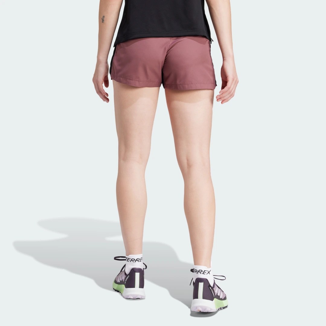 adidas Shorts de Trail Running Terrex Multi Burgundy – Mujer