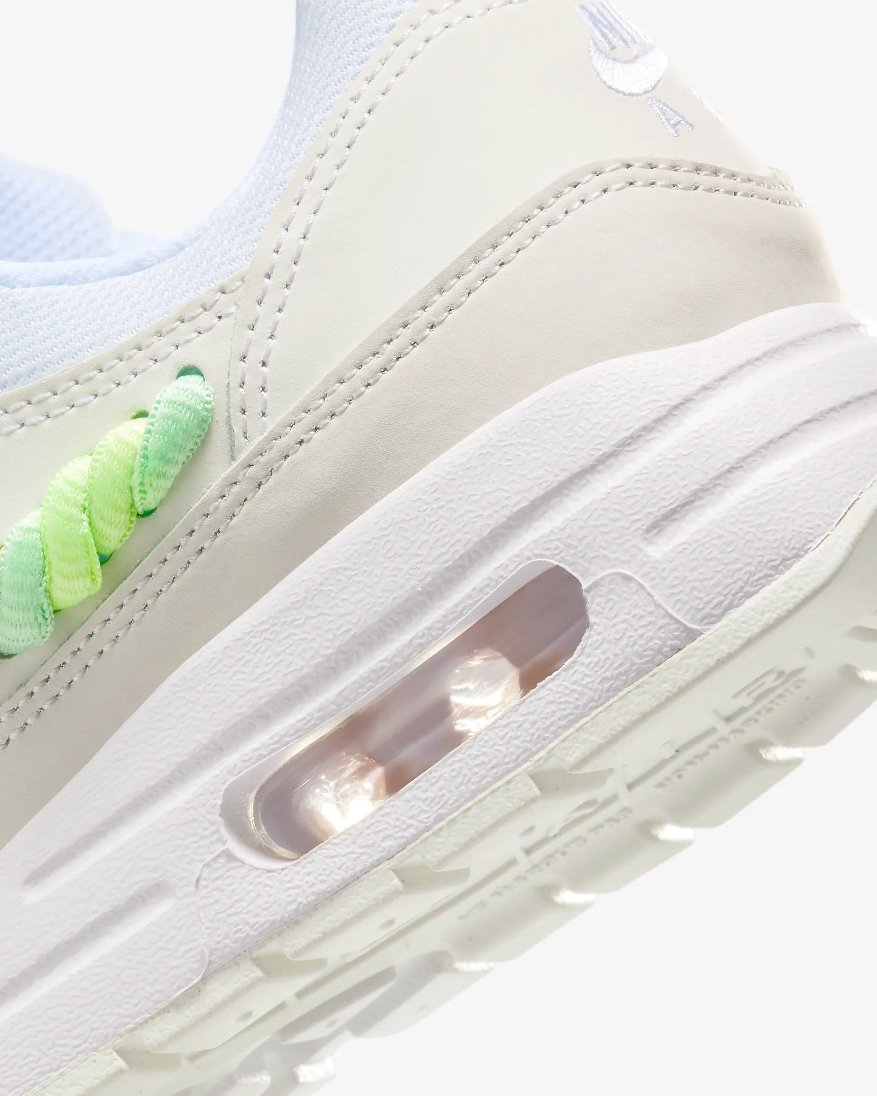 Tenis para niños grandes Nike Air Max 1 SE – Blanco