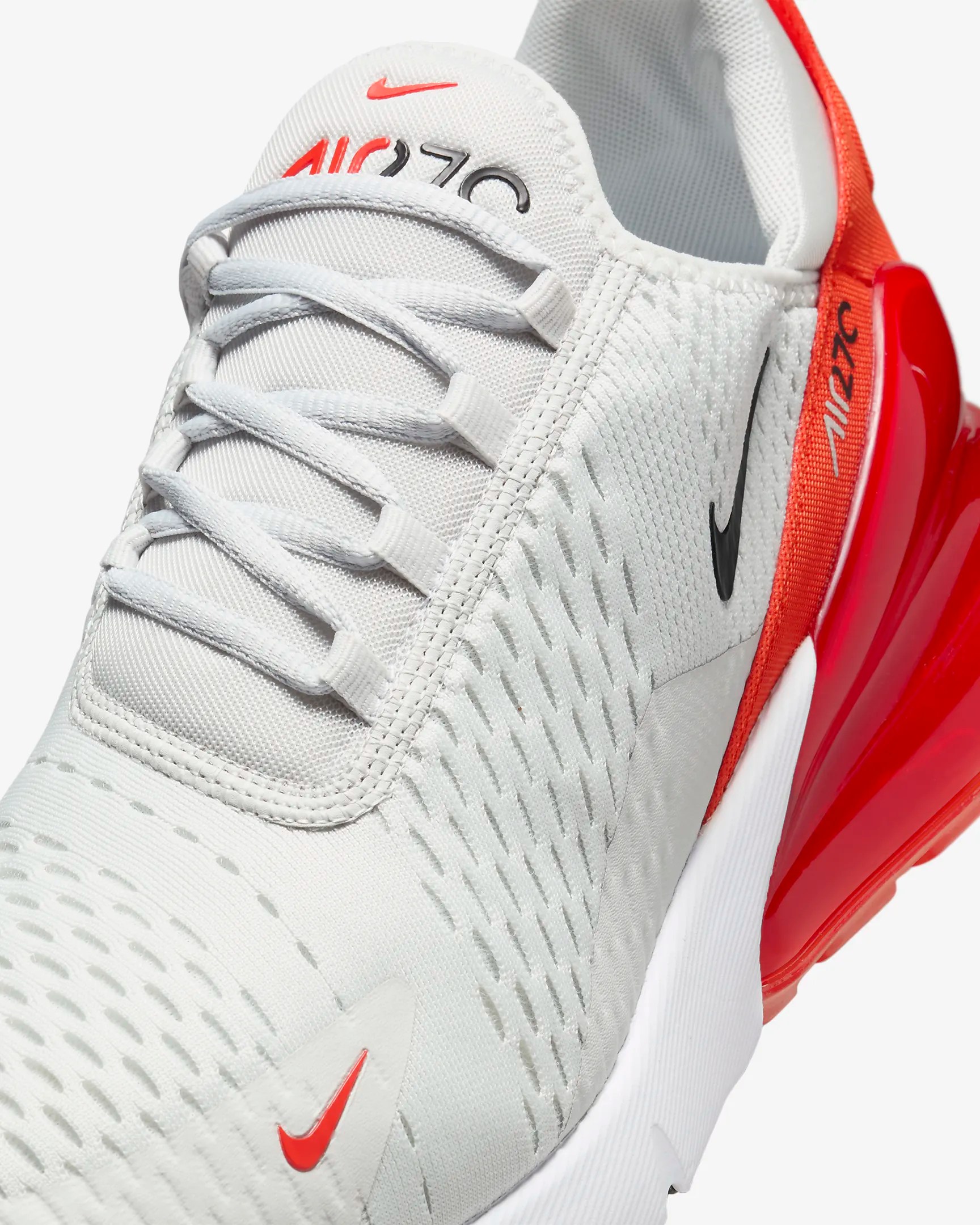 Tenis para hombre Nike Air Max 270 – Gris