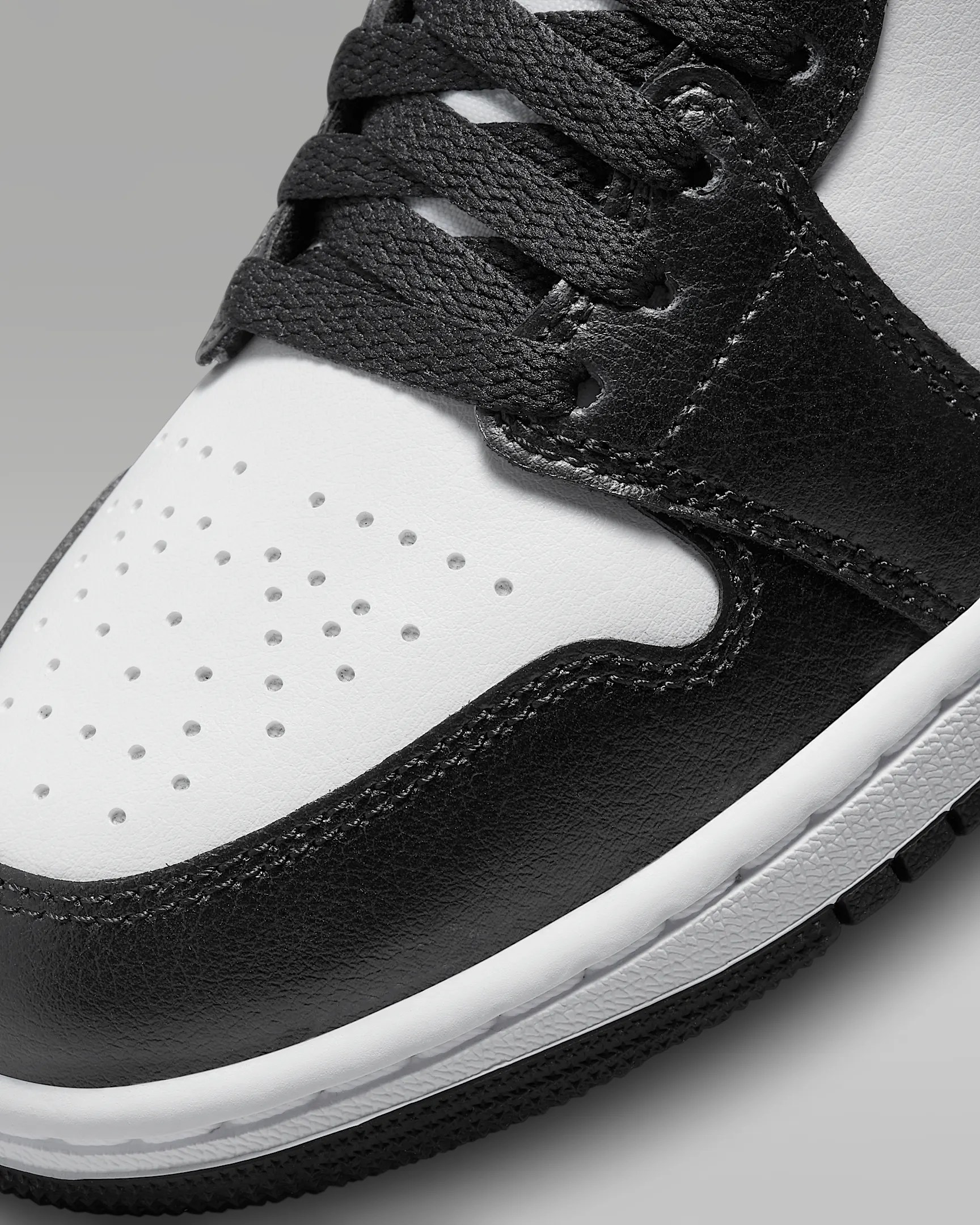 Calzado para mujer Air Jordan 1 Mid – Blanco