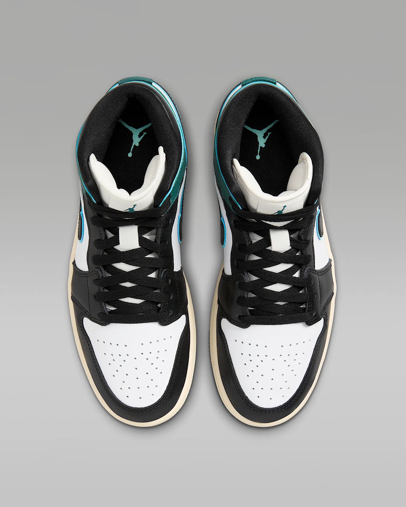 Tenis para mujer Air Jordan 1 Mid SE – Blanco